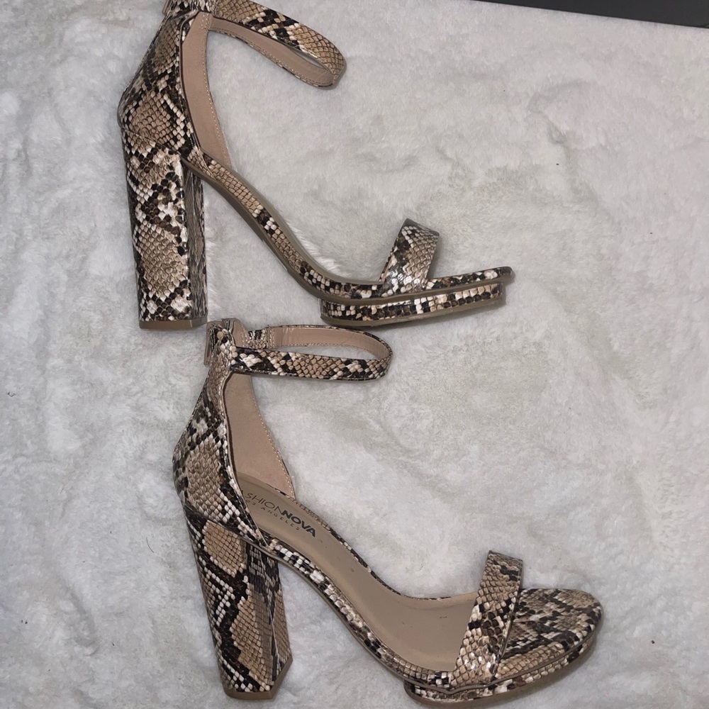 Fashion Nova Pace-02 Heels